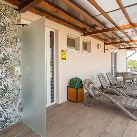 Solaris Apartman&resort 公寓 *